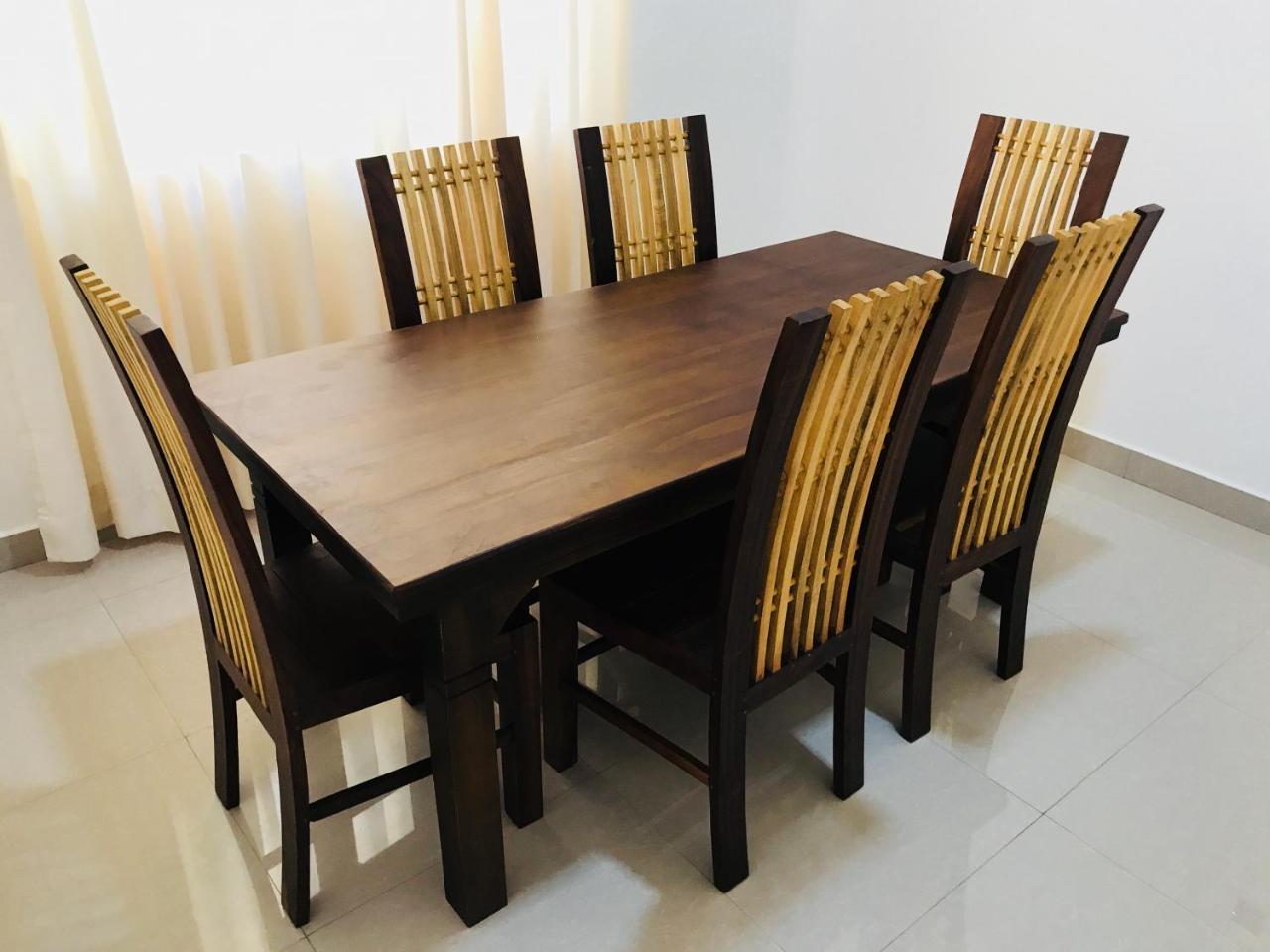 فندق Royal White Tourist Rest أنرادابورام المظهر الخارجي الصورة