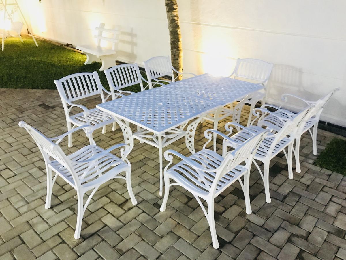 فندق Royal White Tourist Rest أنرادابورام المظهر الخارجي الصورة